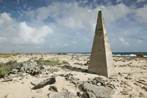 Terrain Prints: ABC Islands - BONAIRE - Manparia Kutu: Navigation Marker and SE shoreline