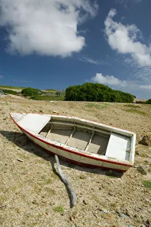 Images Dated 28th January 2006: ABC Islands - BONAIRE - Washikemba: Boats by the Washekemba Lagoon