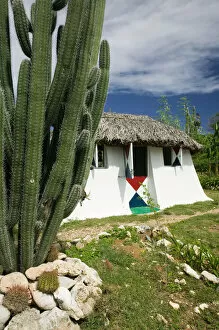 Images Dated 31st January 2006: ABC Islands - CURACAO - Westpunt: Small Traditional Curacao House