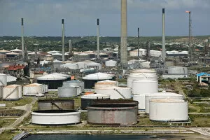 Images Dated 29th January 2006: ABC Islands - CURACAO - Willemstad: Curacao Island Oil Refinery on the Scottegat