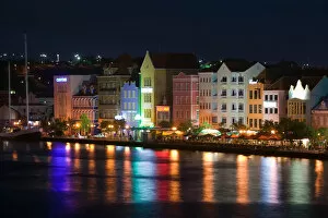 Images Dated 30th January 2006: ABC Islands - CURACAO - Willemstad: Punda - Waterfront Buildings / Evening