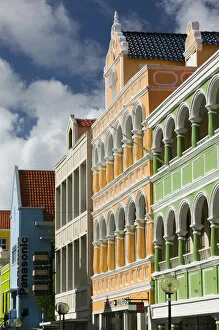 Images Dated 31st January 2006: ABC Islands - CURACAO - Willemstad: Punda Downtown - Dutch Architecture on Breedestraat