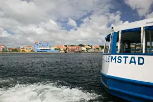 Images Dated 29th January 2006: ABC Islands - CURACAO - Willemstad: Otrobanda - Punda Ferry on Sint Annabaai