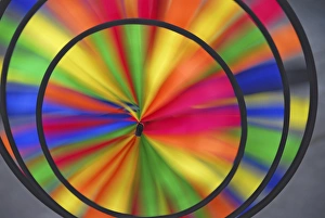 Images Dated 22nd September 2007: Abstract pattern formed by spinning whirlygig