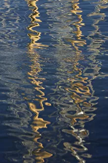 Images Dated 14th October 2007: Abstract reflection on water, Rockport, Massachusetts