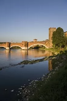 Adige River, Ponte Scaligero, Castelvecchio, Verona, Venetia, Italy