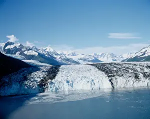 Images Dated 20th October 2005: Aerial view of Harvard Glacier as it flows out of the Chugach Mountains into College
