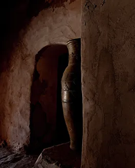 Bill Young Prints: Africa, Morocco, Telouet. Large jug inside Kasbah