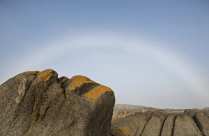Images Dated 17th March 2014: Africa, South Africa, Boulderbaai. Rock resembles profile of human head. Credit as