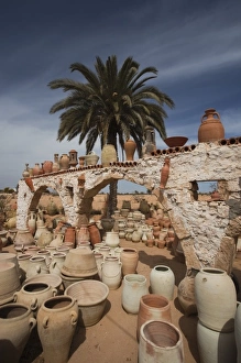 Images Dated 12th March 2010: Africa, Tunisia