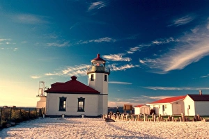 Images Dated 15th November 2007: Alki Point Lighthouse in Seattle, Washington