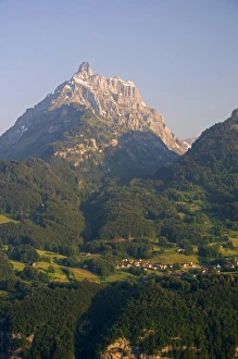 Images Dated 13th June 2006: Alpine scene near Weesen, Switzerland. switzerland, swiss, europe, european