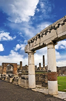 Roman Prints: The ancient ruins of Pompeii, Italy, Campania, near Naples looking towards the Forum