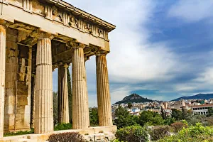 Images Dated 25th March 2019: Ancient Temple of Hephaestus. Columns Agora Marketplace, Athens, Greece
