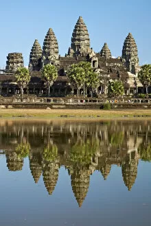 Cambodia Collection: Angkor Wat temple complex (12th century), Angkor World Heritage Site, Siem Reap, Cambodia