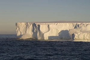 Images Dated 27th January 2006: Antarctic, Antarctic