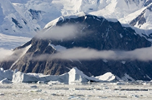 Images Dated 27th January 2006: Antarctica, Antarctic Peninsula, Gerlache strait