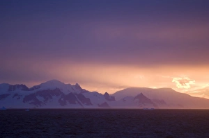 Images Dated 29th January 2006: Antarctica, Antarctic Peninsula, Gerlache strait