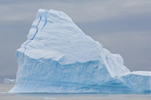 Images Dated 14th March 2010: Antarctica, Antarctic Penninsula, Antarctic Sound. Iceberg waterscape