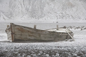 Images Dated 13th March 2010: Antarctica, Antarctic Penninsula. Deception Island & Whalers Bay (62857 S, 60838 W)