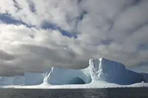 Images Dated 1980: Antarctica, Bransfield Strait, Afternoon sun lights massive tabular iceberg near