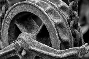 Décor Prints: Antique pulley, block and tackle