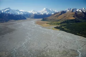 Images Dated 2nd November 2005: Aoraki / Mt Cook and Tasman River, South Canterbury, South Island, New Zealand - aerial
