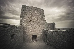 Images Dated 11th December 2019: Approaching storm over Wukoki Ruin, Wupatki National Monument, Arizona