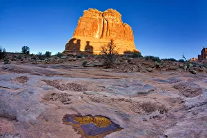 Images Dated 5th July 2021: Arches National Park evening light. USA, Utah