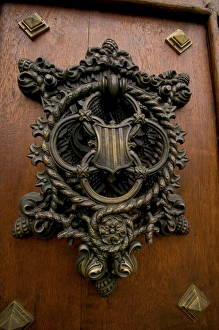 Images Dated 8th May 2004: architectural detail, Hluboka Castle, Czech Republic, Ceske Budejovice