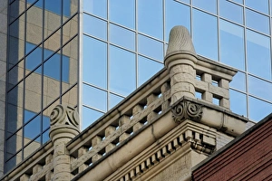 Images Dated 4th August 2009: Architectural details, Main Street, Louisville, Kentucky