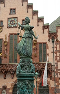 Prints of Architecture and statue in Romerberg square, Old Town, Frankfurt, Germany Images Dated 2027 October: Architecture and statue in Romerberg square, Old Town, Frankfurt, Germany