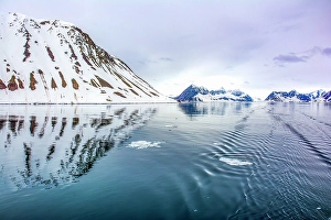 Midnight Sun Prints: Arctic Ocean, Svalbard Islands, Norway