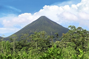 Costa Rica Prints: Arenal Volcano, Arenal Volcano National Park, Costa Rica
