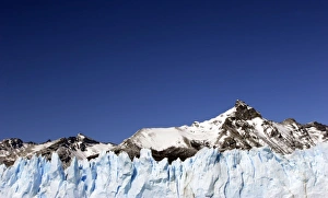 Images Dated 6th October 2007: Argentina, Santa Cruz Province, Glaciers National Park. Perito Moreno Glacier