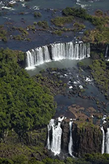 Argentinian side of Iguazu Falls, on Brazil and Argentina border Argentinian side of Iguazu Falls, on Brazil and Argentina border