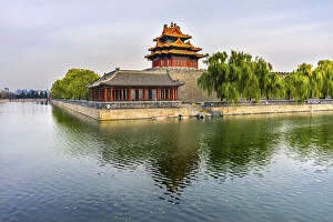 Cityscapes Collection: Arrow Tower, Forbidden City moat, canal and palace wall, Beijing, China