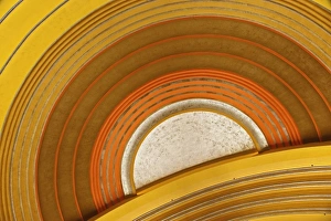 Images Dated 7th June 2006: Art deco architectural details in rotunda of Cincinnati Museum Center at Union Terminal