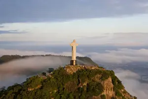 Images Dated 5th December 2011: The Art Deco statue of Jesus, known as Cristo Redentor (Christ the Redeemer)