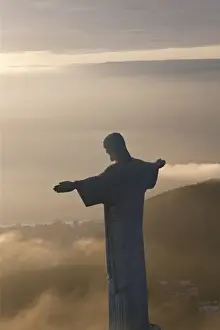 Images Dated 5th December 2011: The Art Deco statue of Jesus, known as Cristo Redentor (Christ the Redeemer)