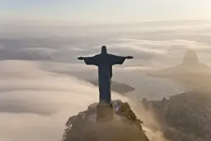 Images Dated 5th December 2011: The Art Deco statue of Jesus, known as Cristo Redentor (Christ the Redeemer)