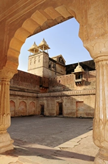 Images Dated 25th March 2007: Asia, India, Rajasthan, Amber (Amer). The Baradari in the Amber Palace courtyard