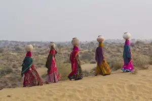 Images Dated 20th January 2014: Asia, India, Rajasthan, Manvar, desert, sand dunes