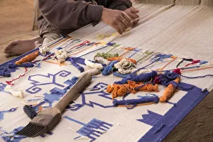 Images Dated 20th January 2014: Asia, India, Rajasthan, Udaipur. Street weaving and embroidery market