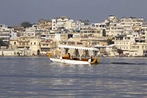 Udaipur Prints: Asia, India, Rajasthan, Udaipur. Lake Pichola