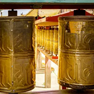 Images Dated 16th August 2015: Asia, Mongolia, Ulaanbaatar, Gandantegchinlen (Gandan) Monastery. Prayer wheels