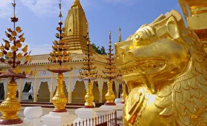 Images Dated 21st December 2007: Asia, Myanmar (Burma), Bagan (Pagan). The Shwe Zigon Pagoda complex in Bagan