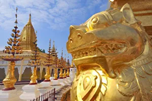 Images Dated 21st December 2007: Asia, Myanmar (Burma), Bagan (Pagan). The Shwe Zigon Pagoda complex in Bagan
