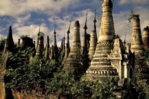 Images Dated 1st December 2004: Asia, Myanmar, Inle Lake. Ancient ruins of Indein Stupa Complex