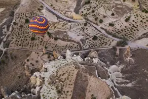 Images Dated 14th September 2014: Asia, Turkey, Cappadocia. Hot Air Ballooning in Turkey, Goreme Valley, near Urgup